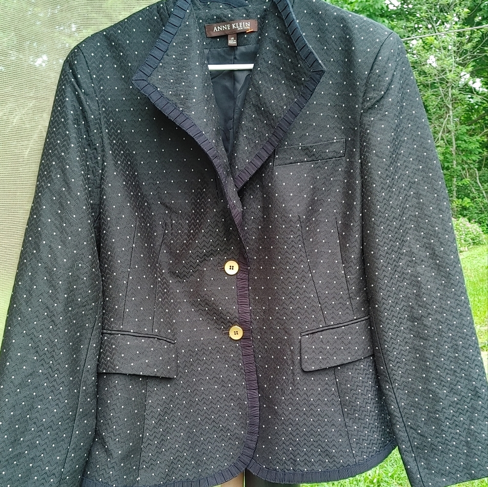 Anne Klein jacket size 14 NWT